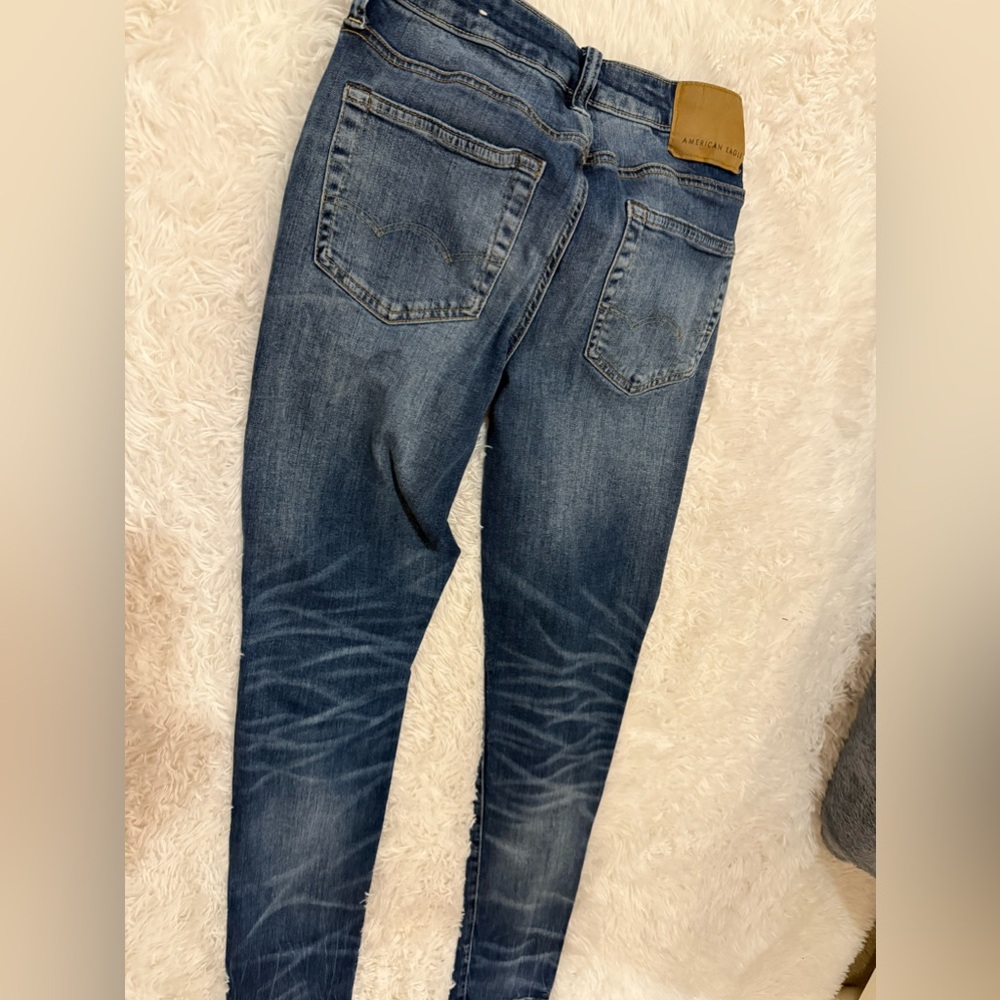 American Eagle Blue jeans - Picture 2 of 5